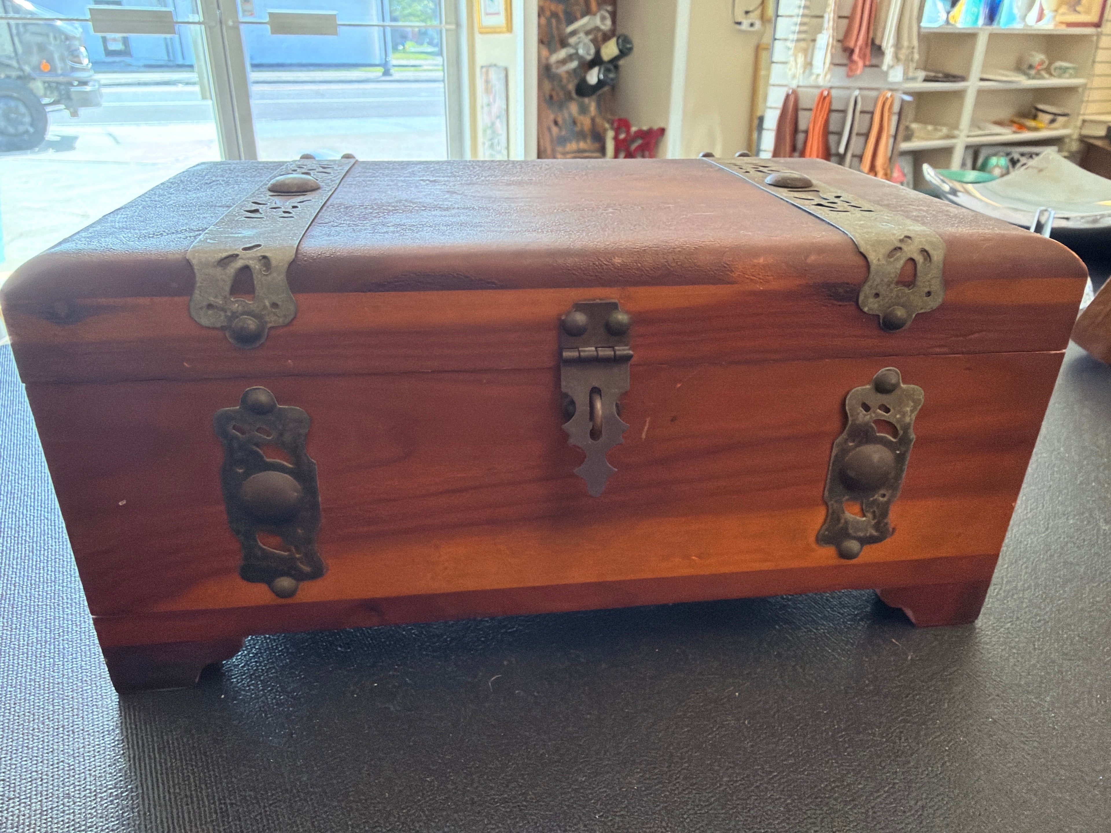 Peterson Brothers miniature cedar chest