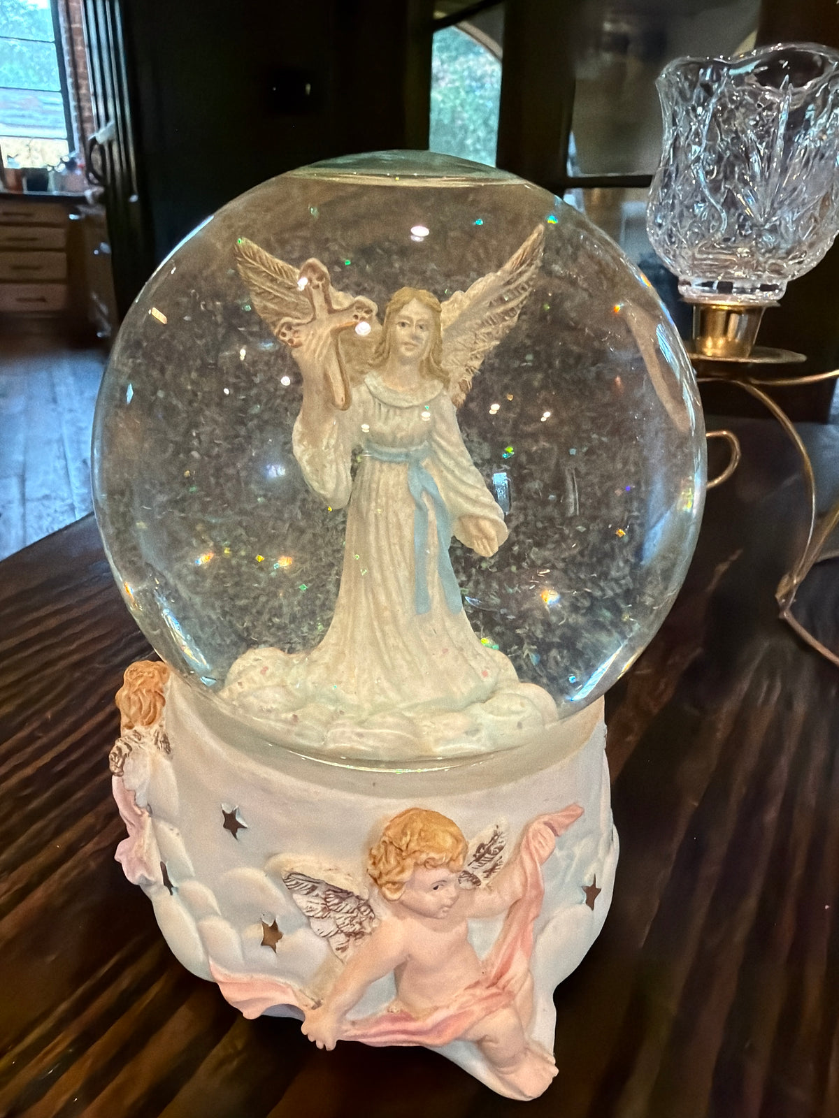 Angel Snowglobe