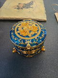 Hipiwe antique metal jewelry box