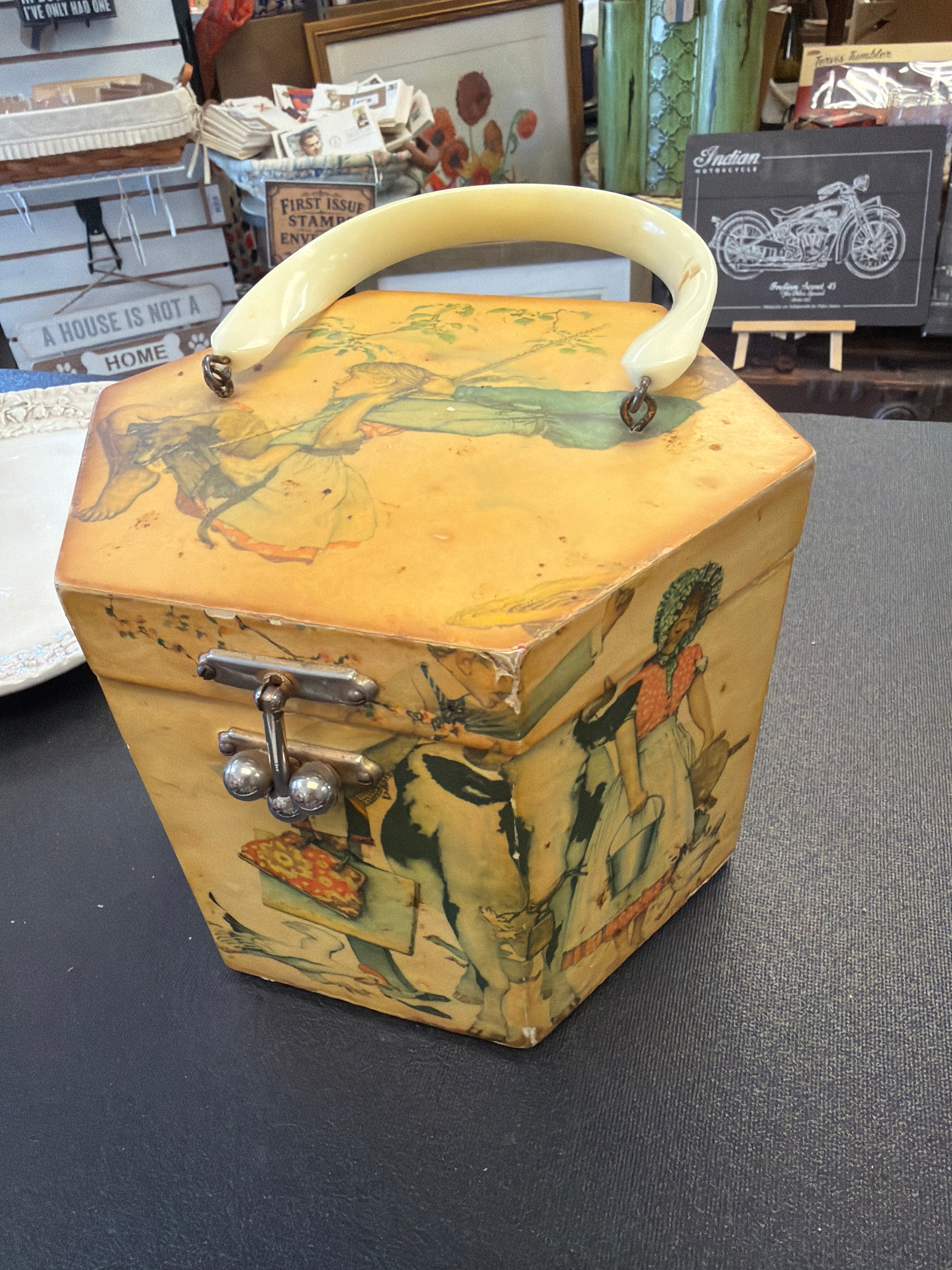 Vintage Annie Laurie Originals Palm Beach box purse