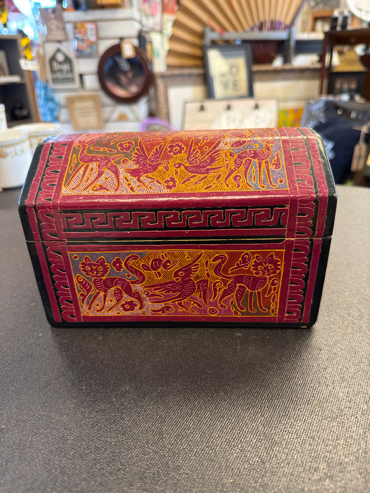Olinalá lacquerware trunk/box from Guerrero, Mexico