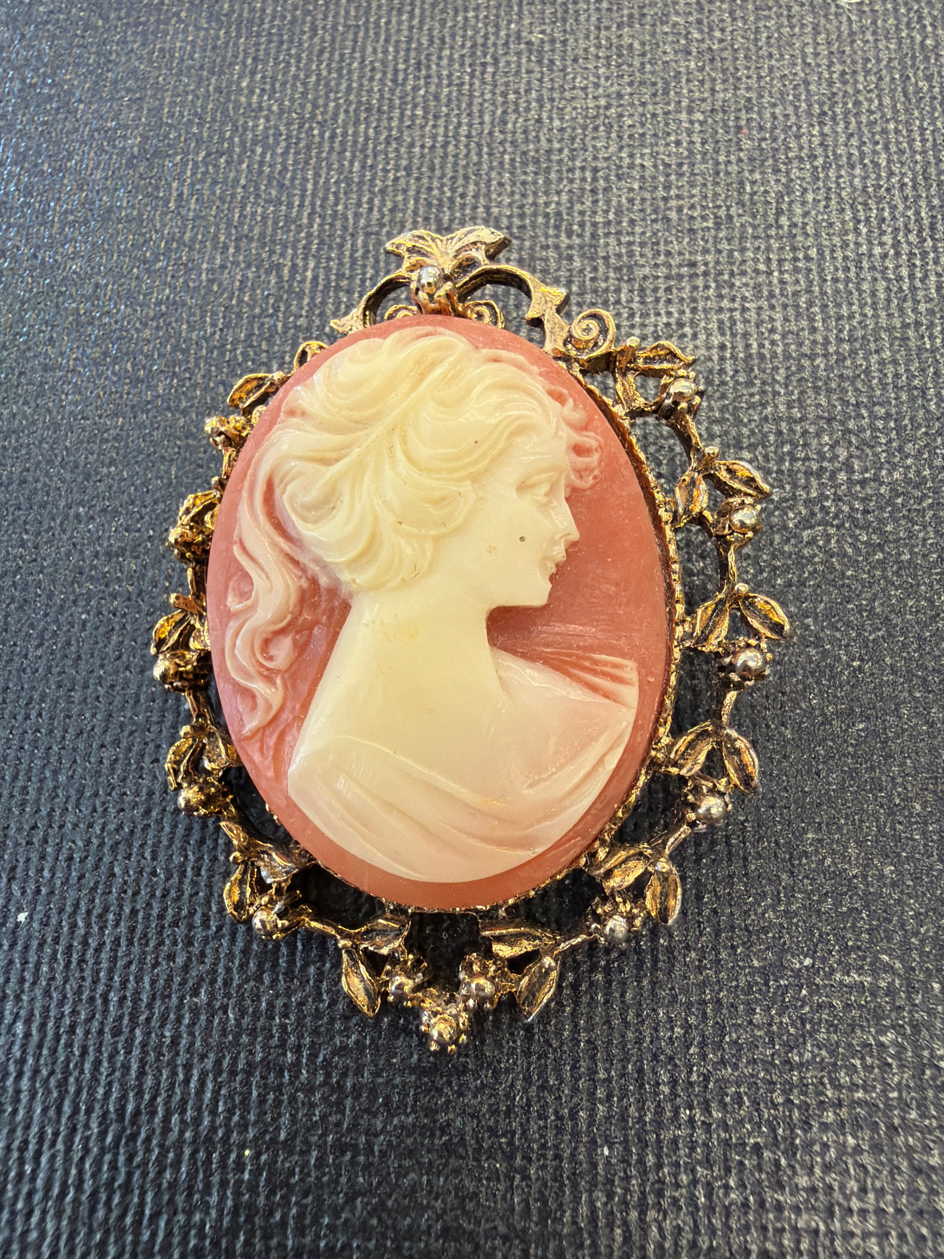 Vintage Cameo Rose brooch