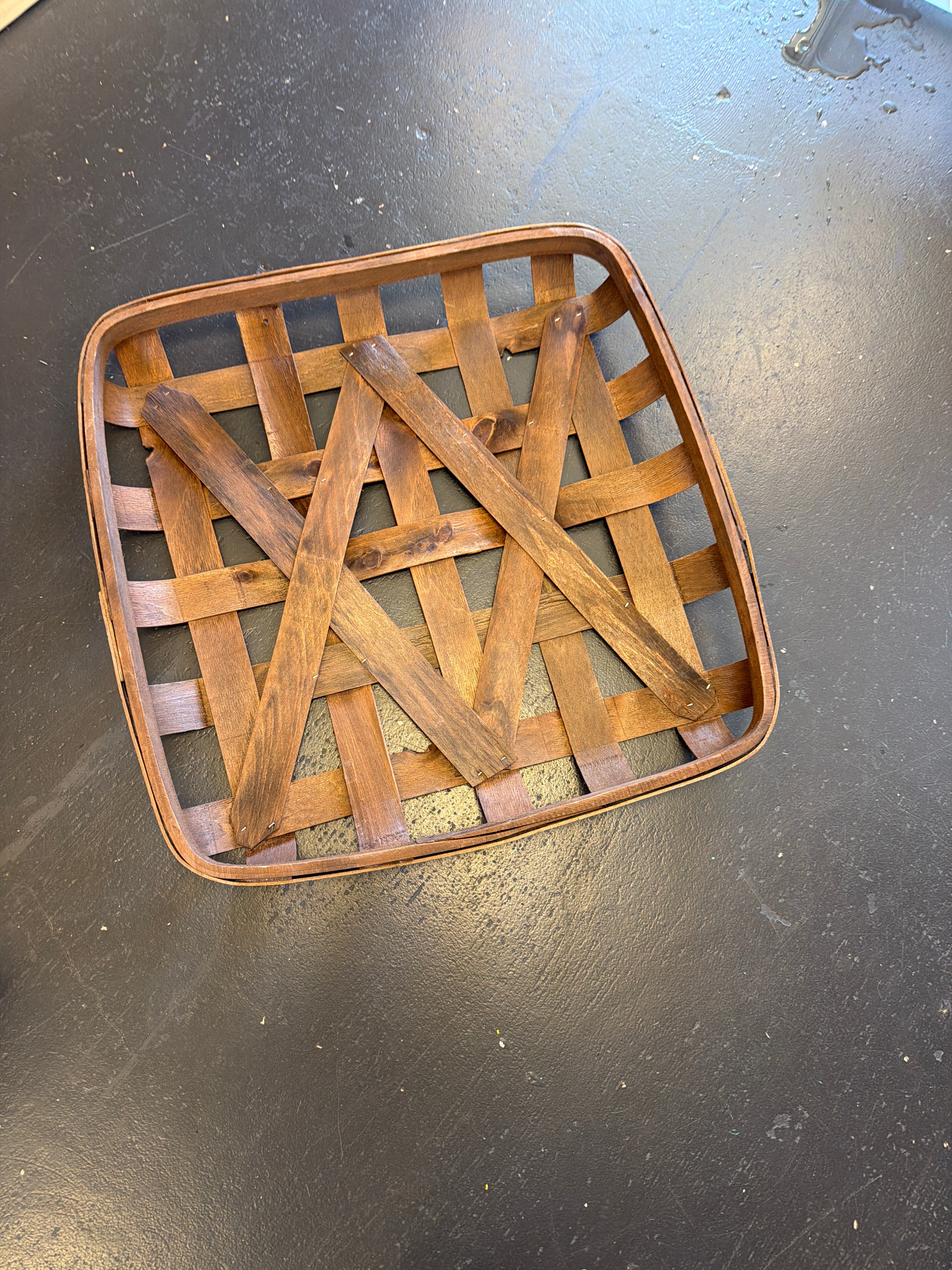 Vintage tobacco basket