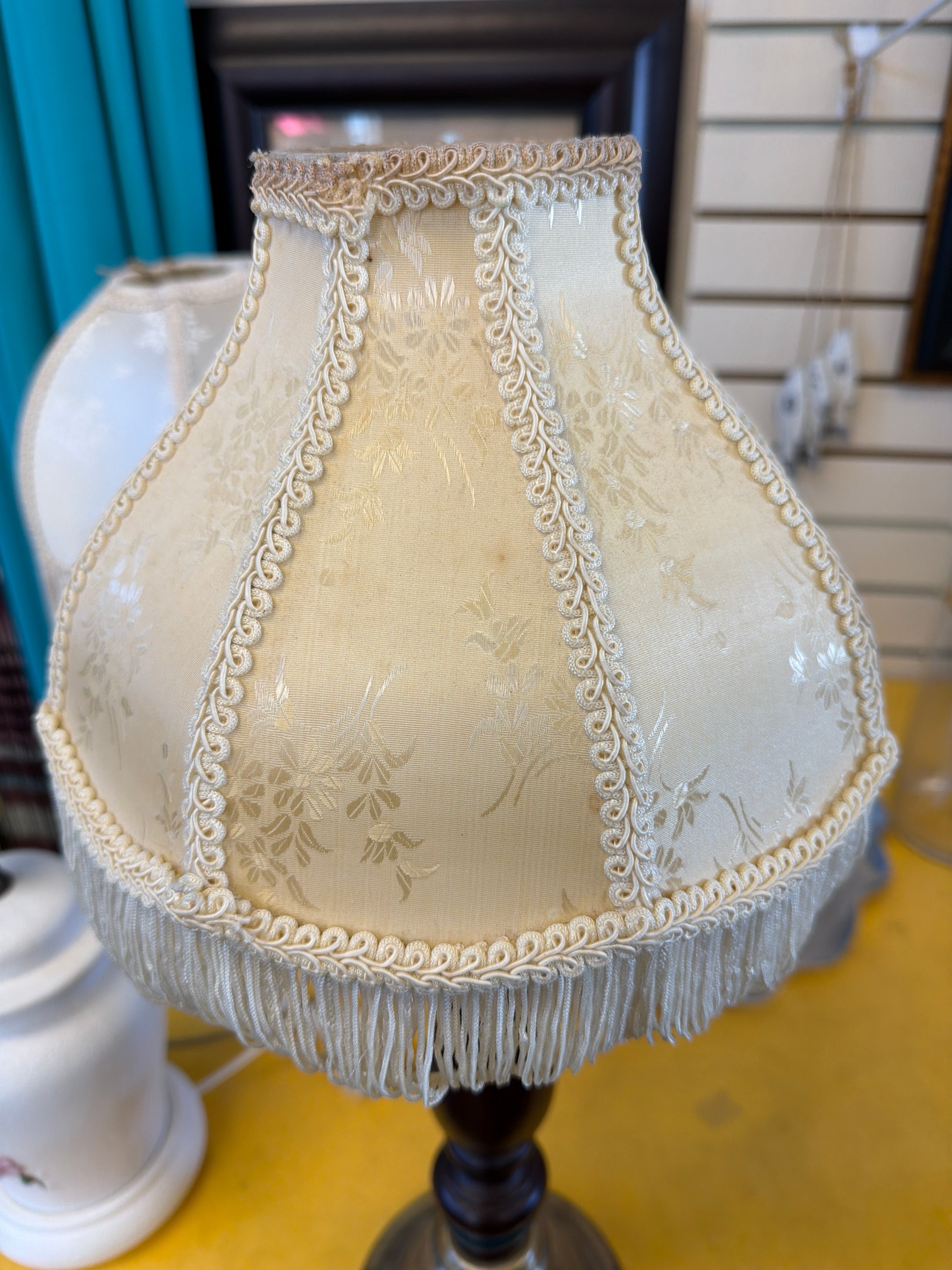 Small Victorian lamp shade