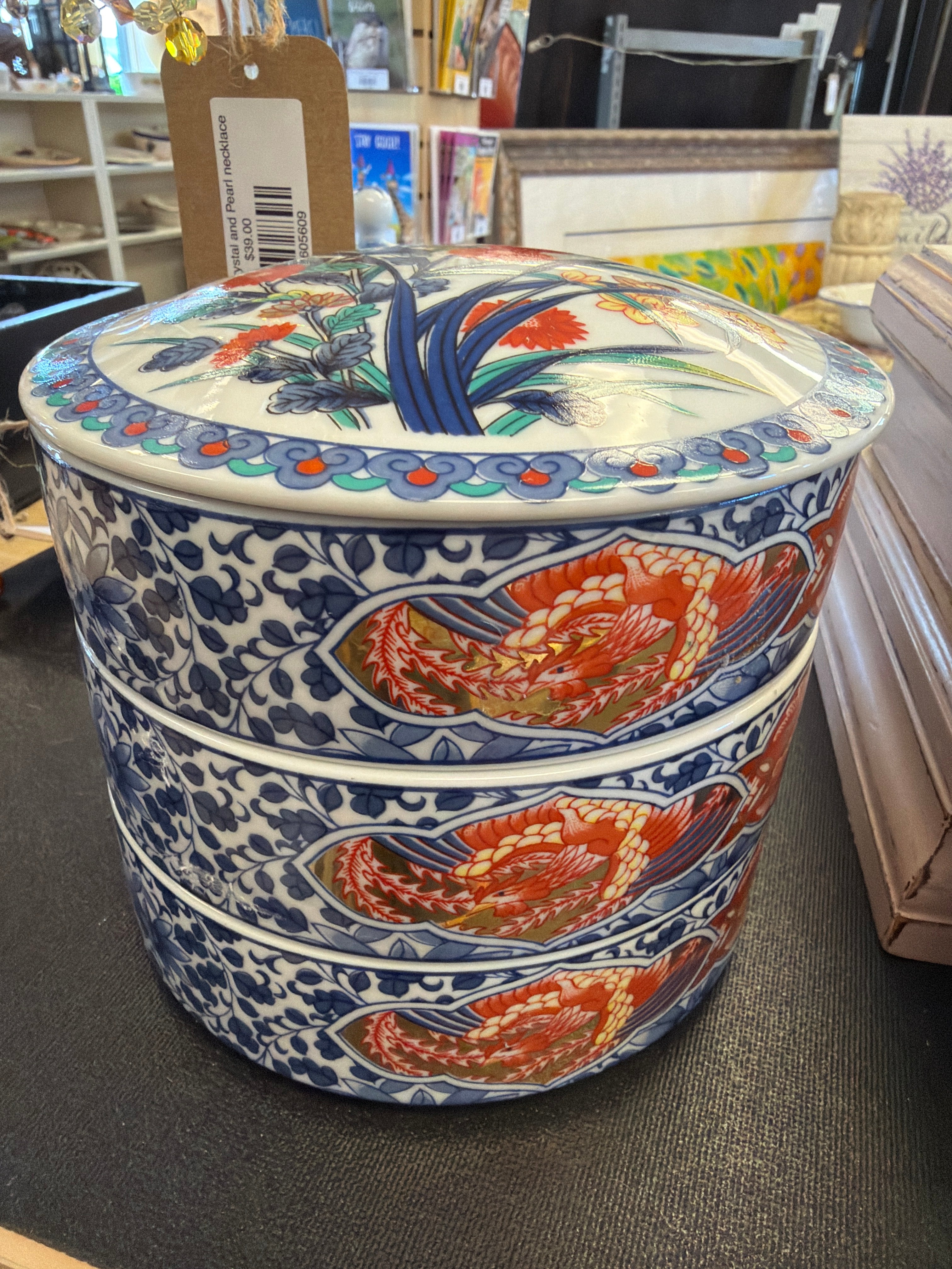Imari porcelain jubako