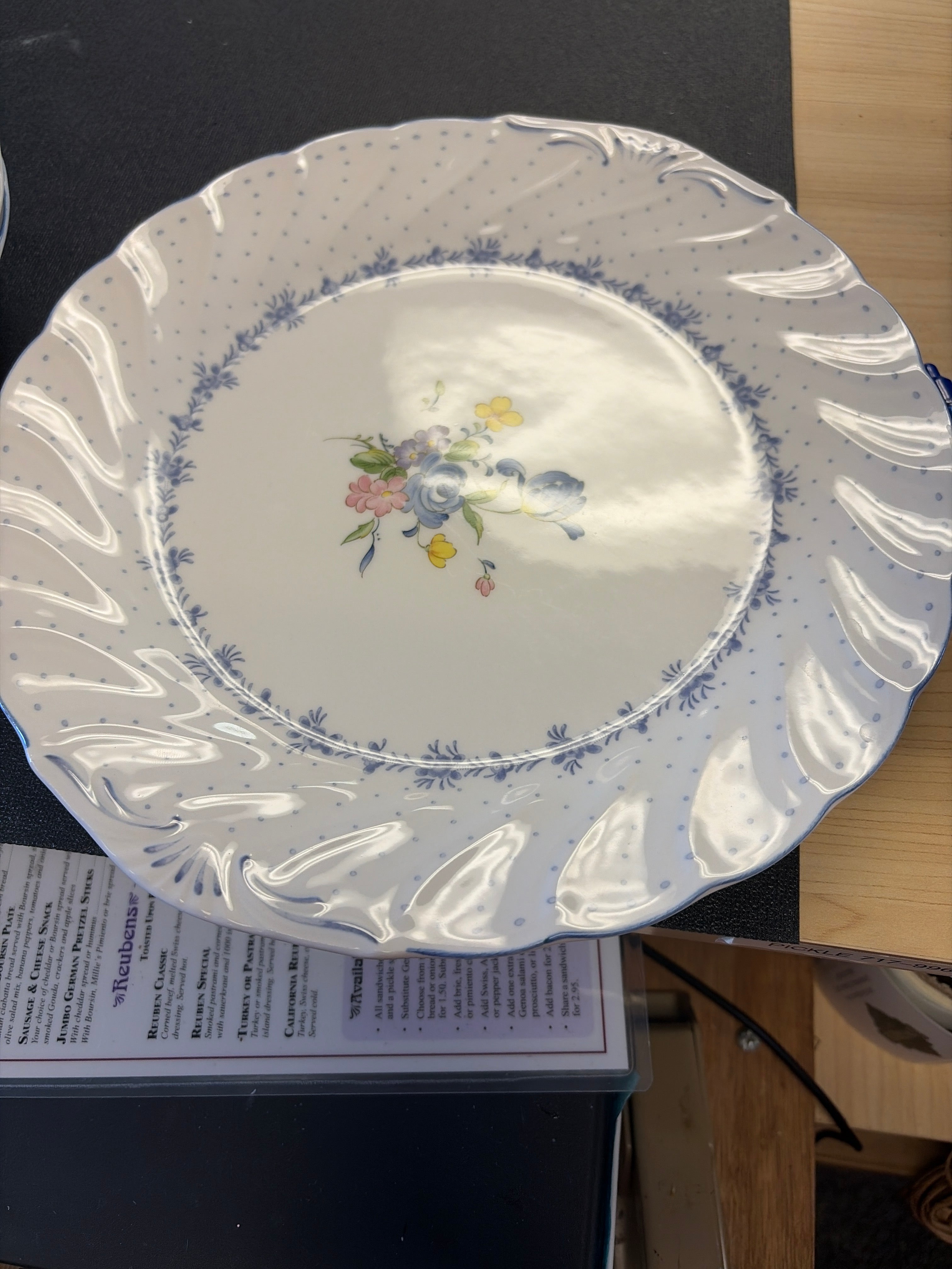Nikko Blue Peony Dinner Plate Scalloped Edge 10 1/2”