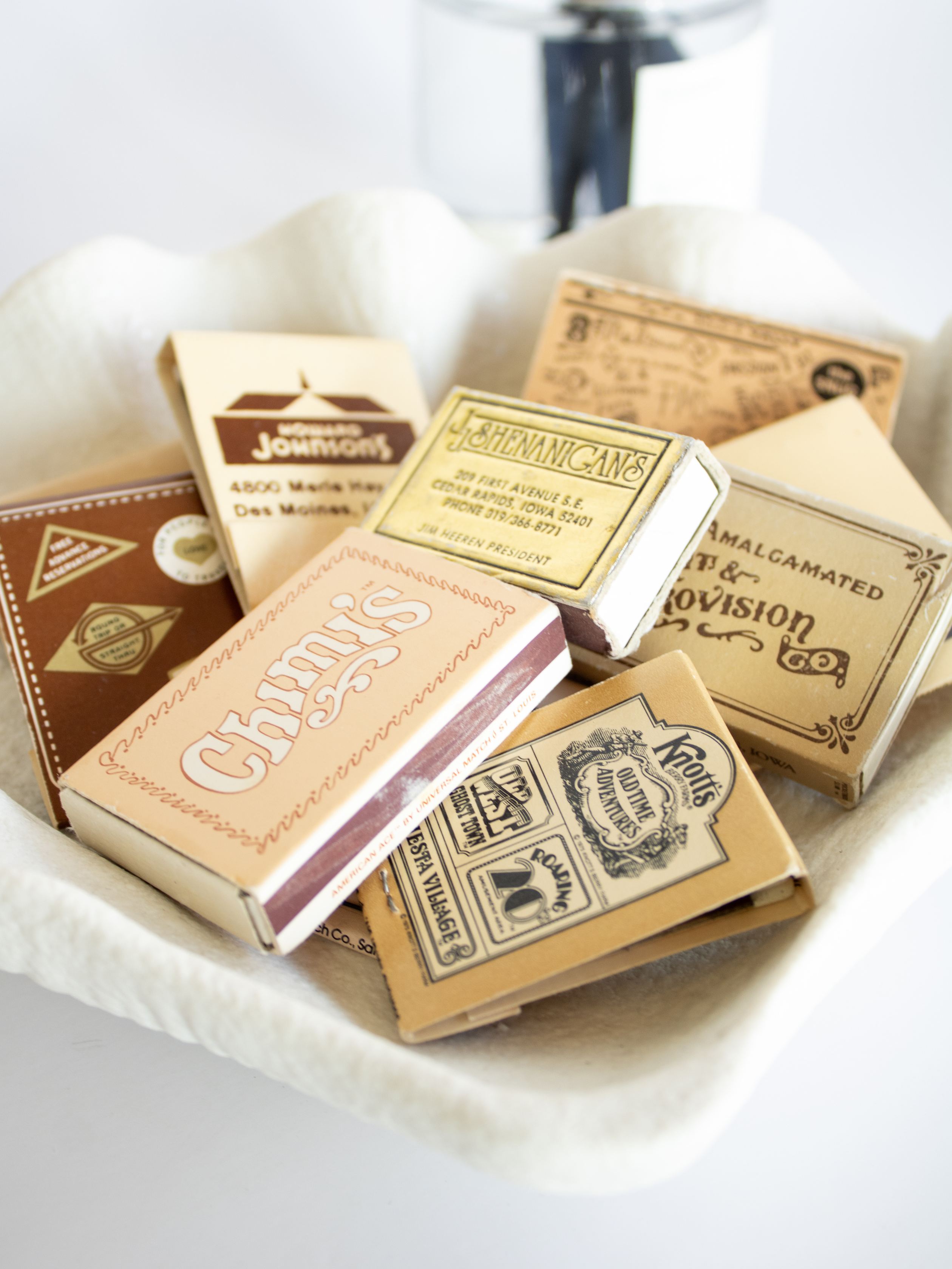 Vintage Matchbooks: Red