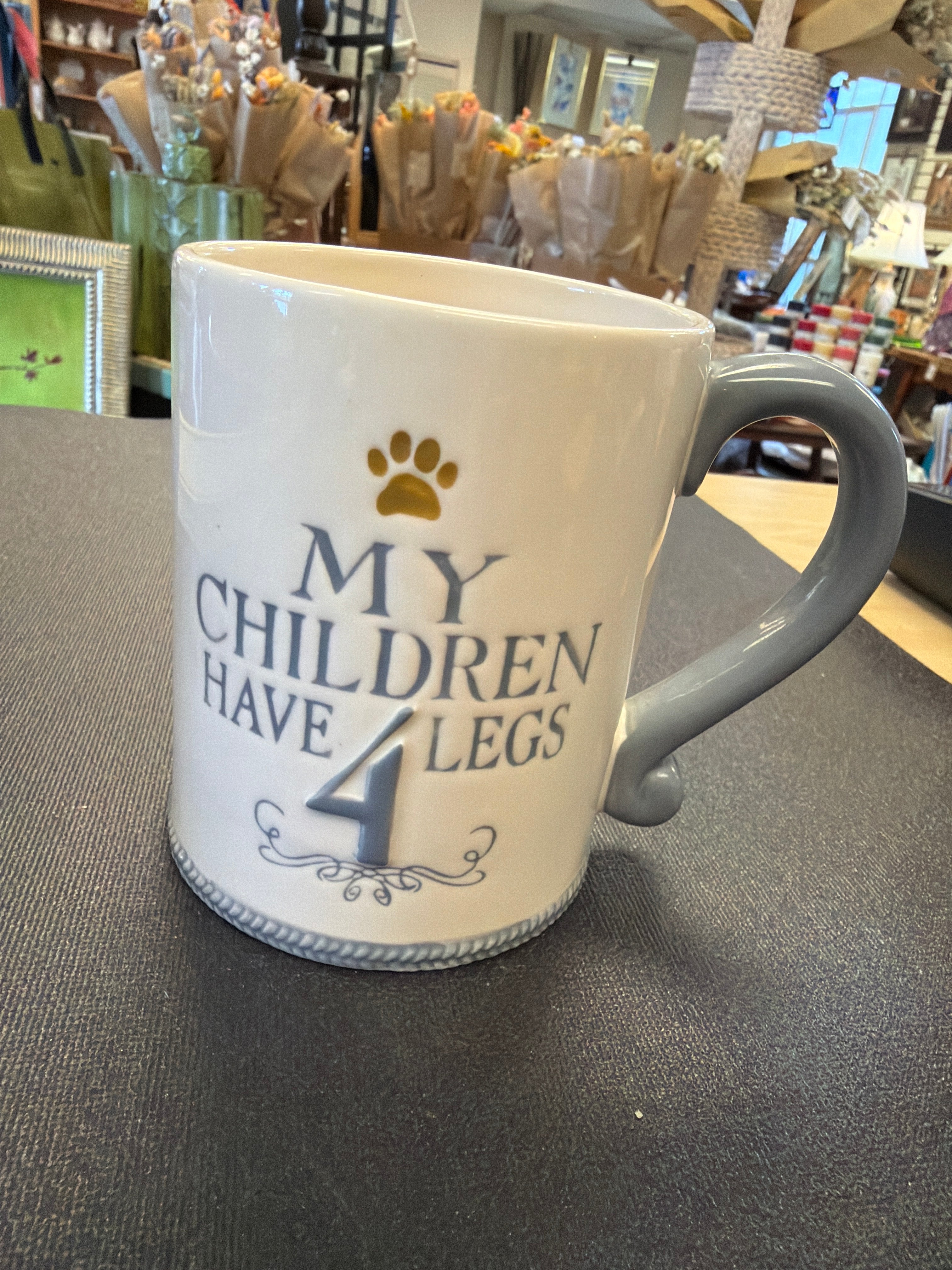 4 Legs Mug