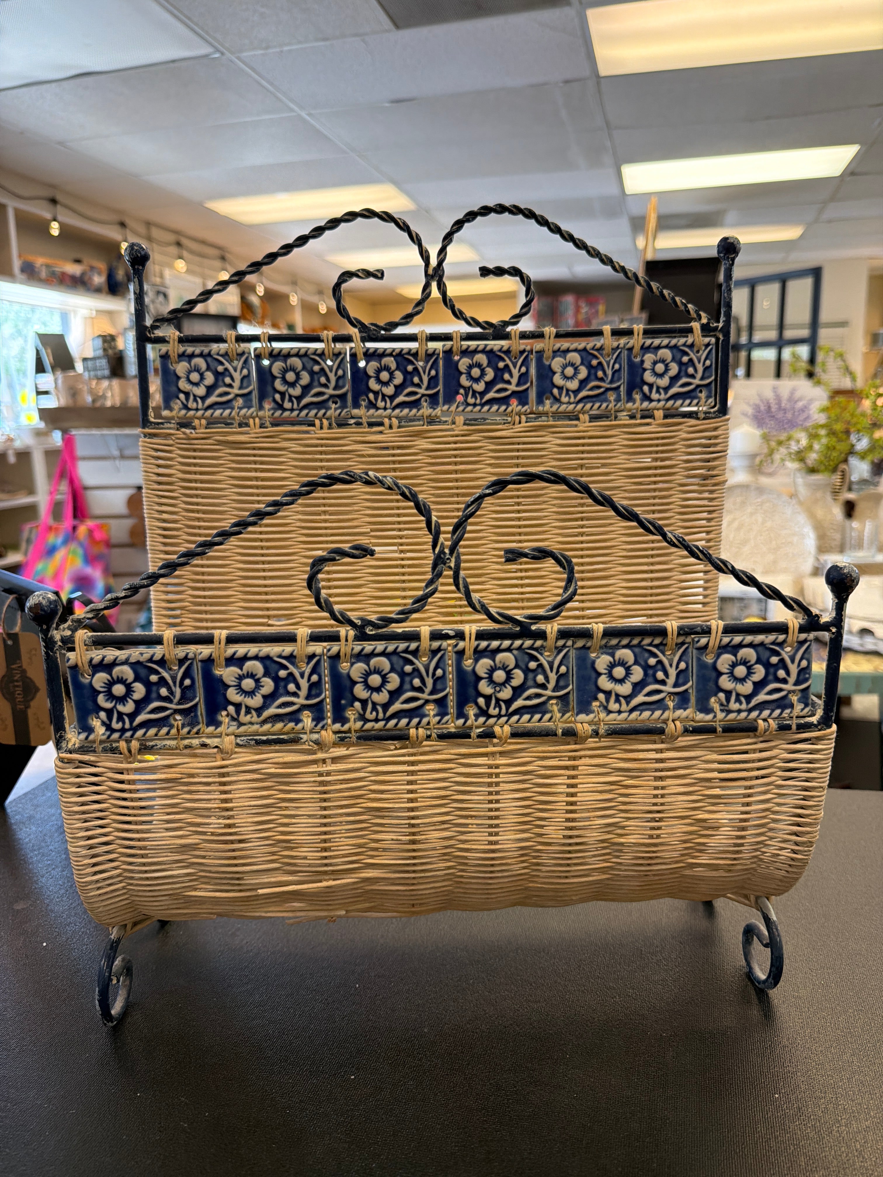 Vintage mail/magazine holder