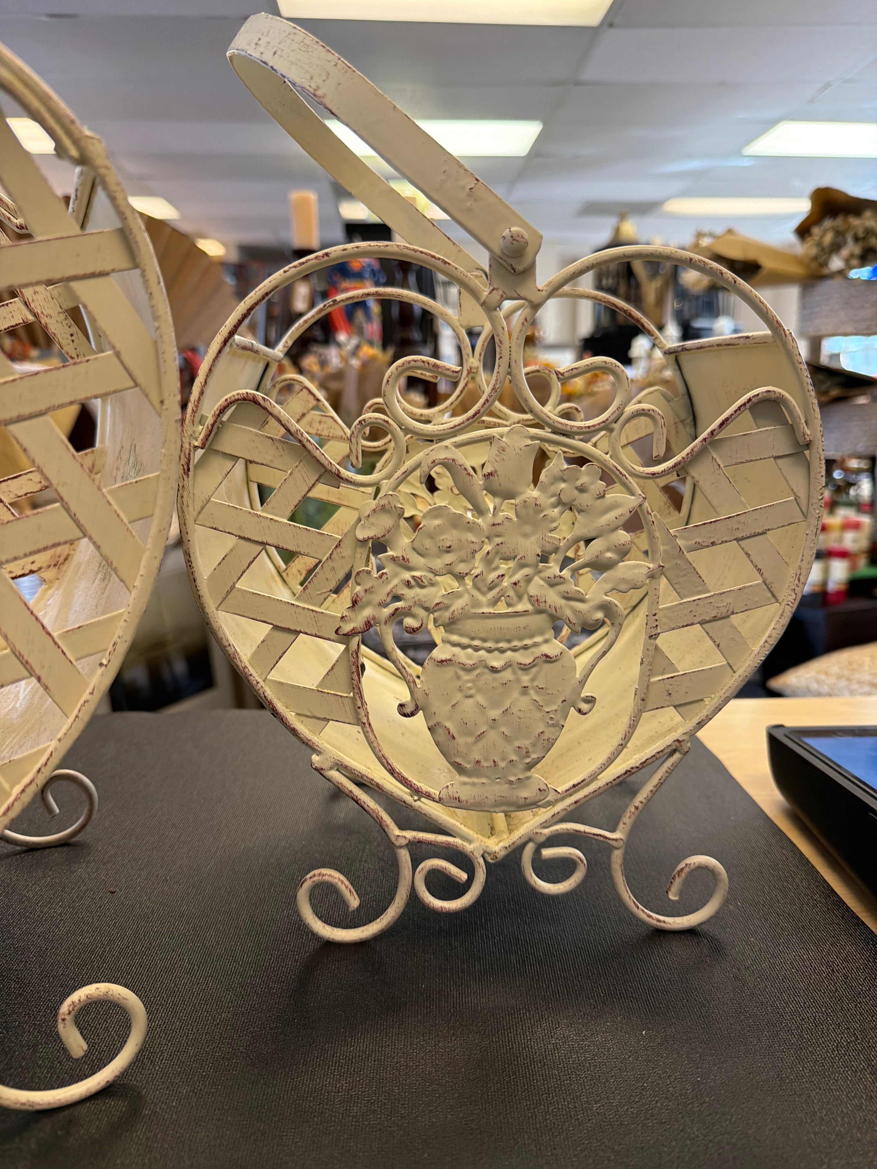 Metal Heart Floral Basket S