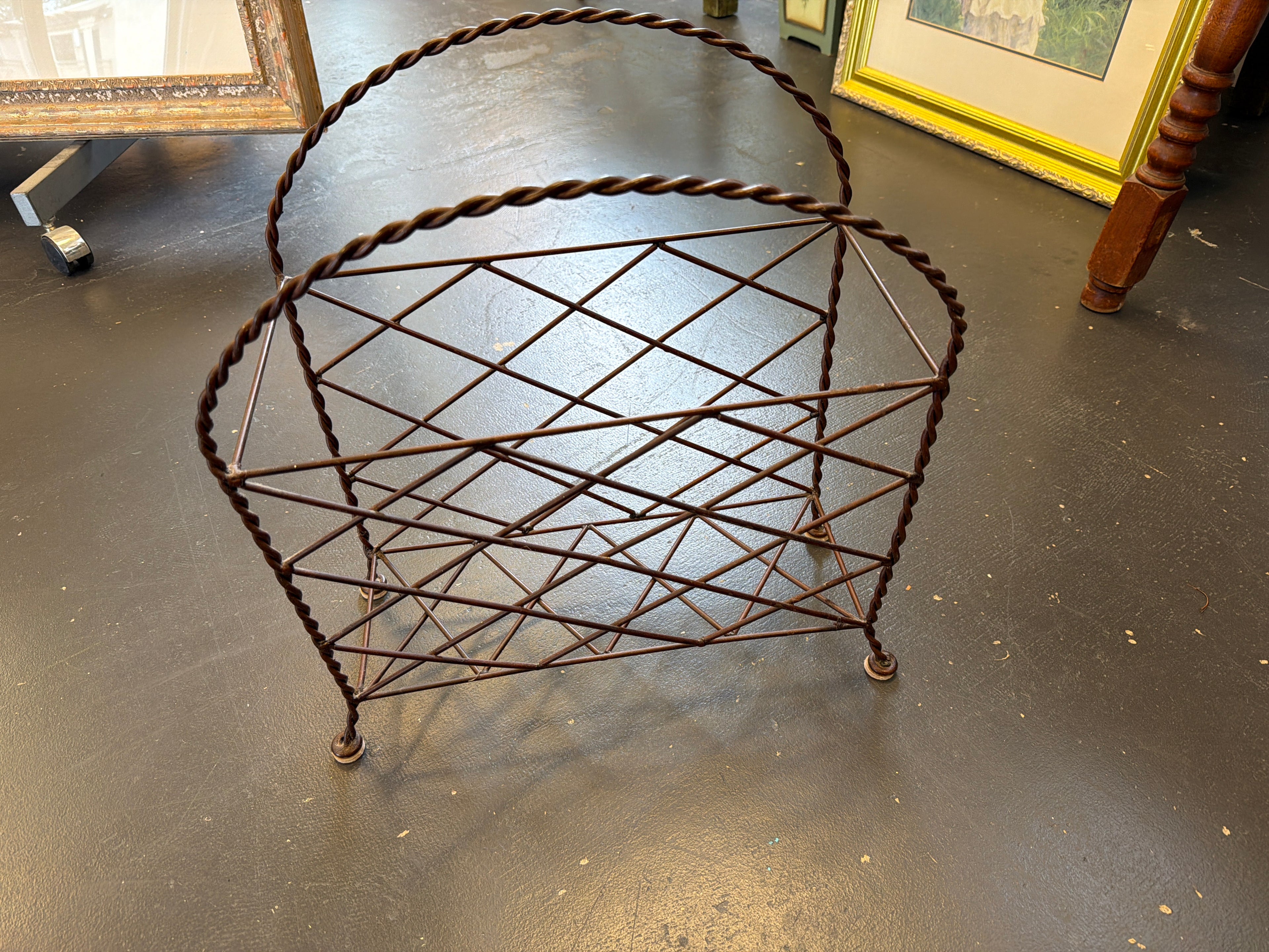 MCM Magazine Rack