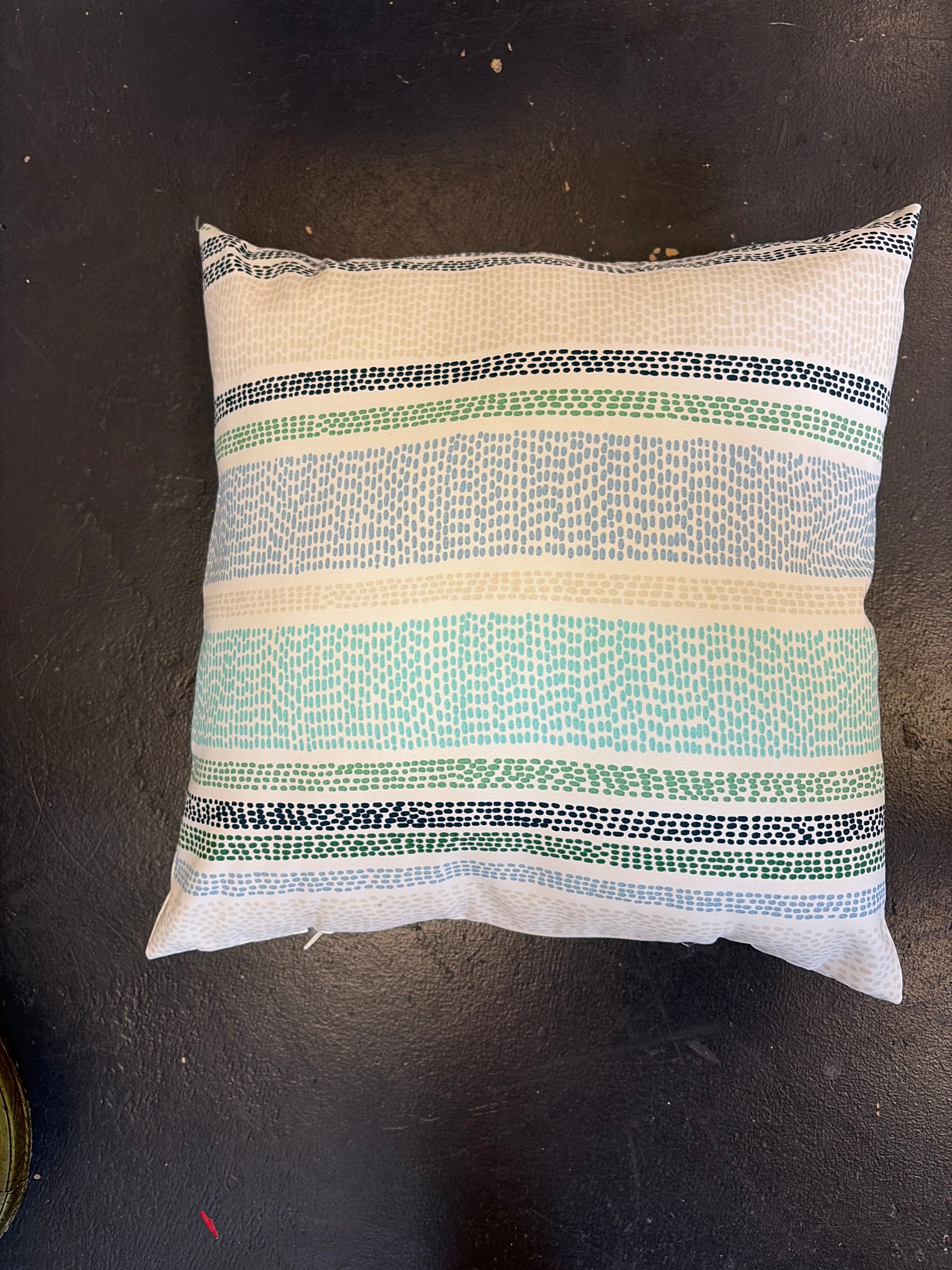Throw Pillow multicolor
