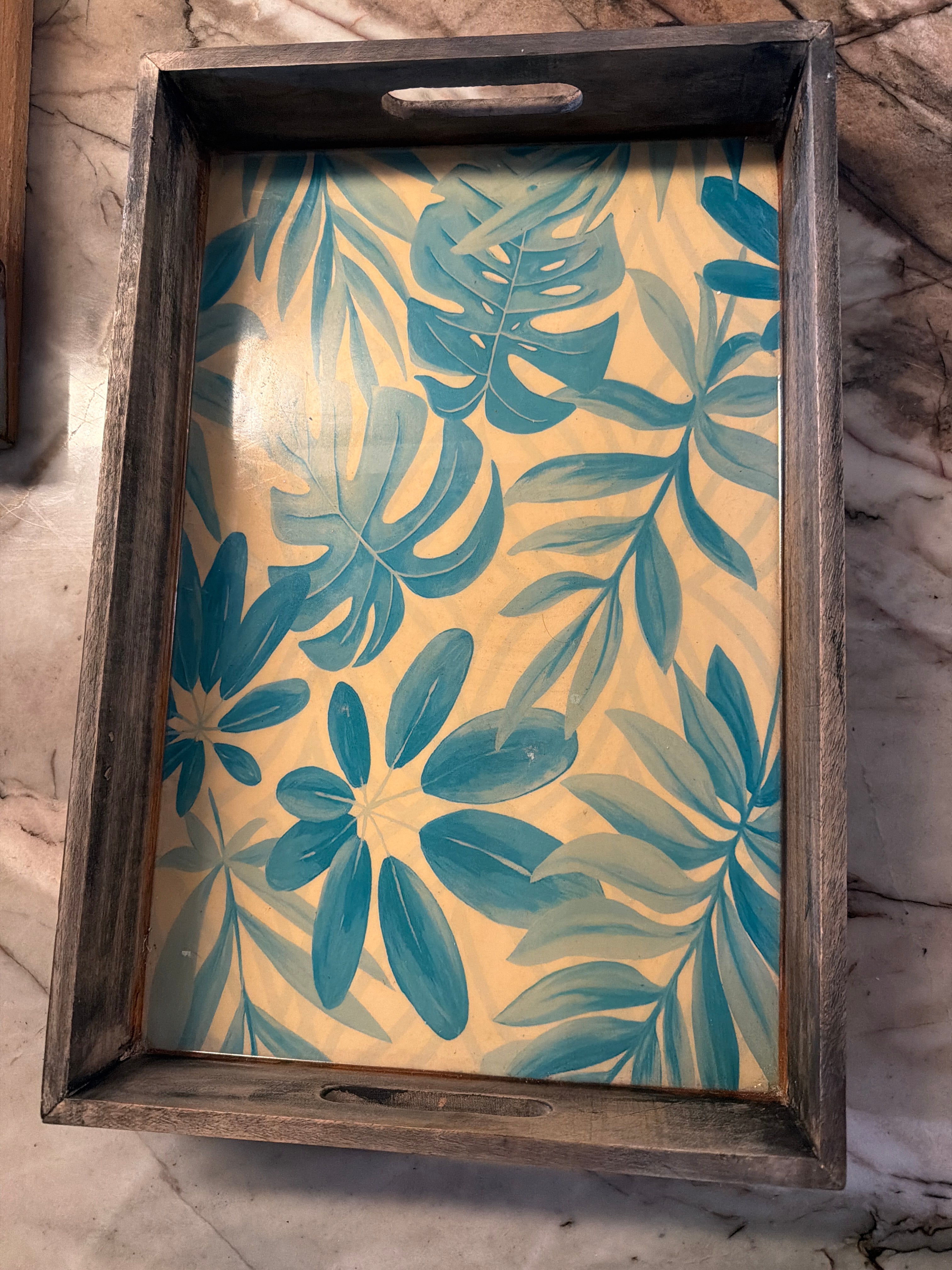 Monstera serving tray