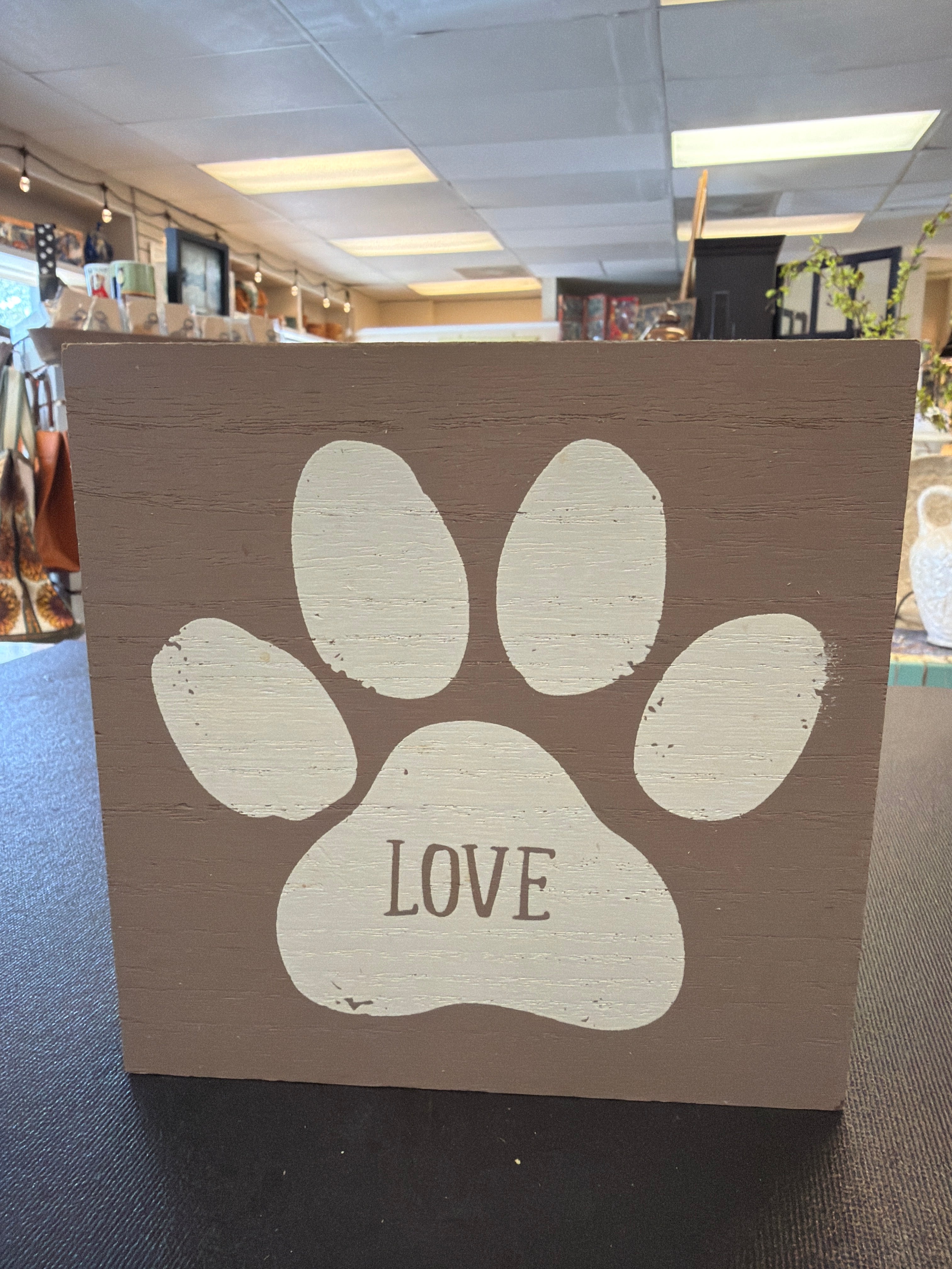Love Paw sign