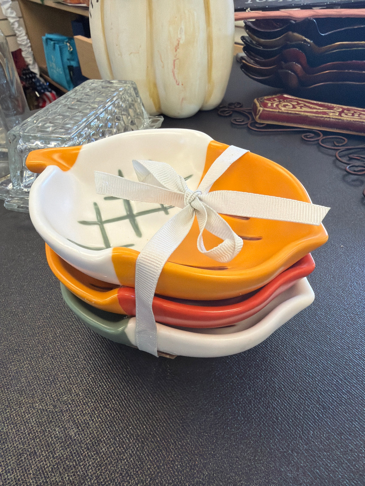 Hallmark Autumn Acorns Stacking Bowls (Set of 3)