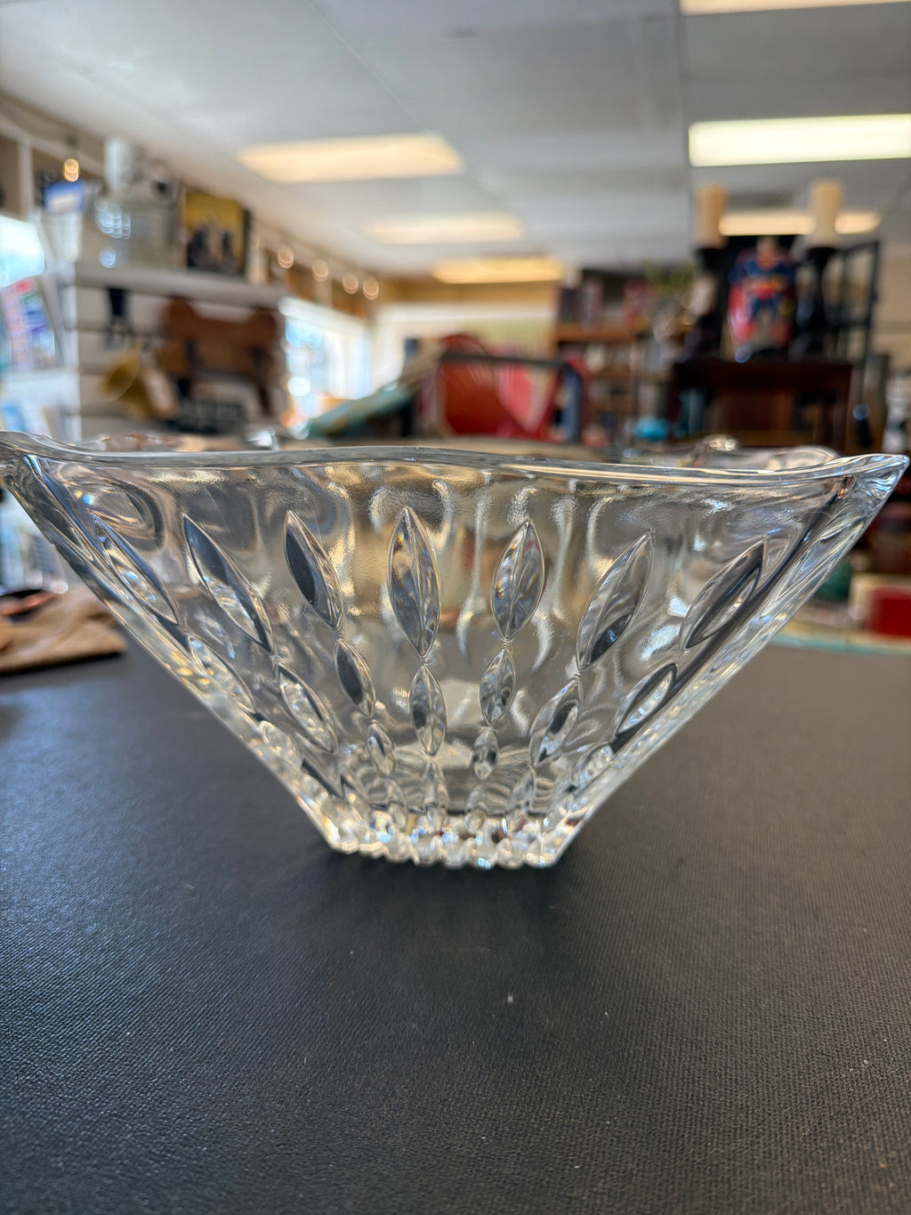 Mikasa "Teardrops" crystal serving bowl