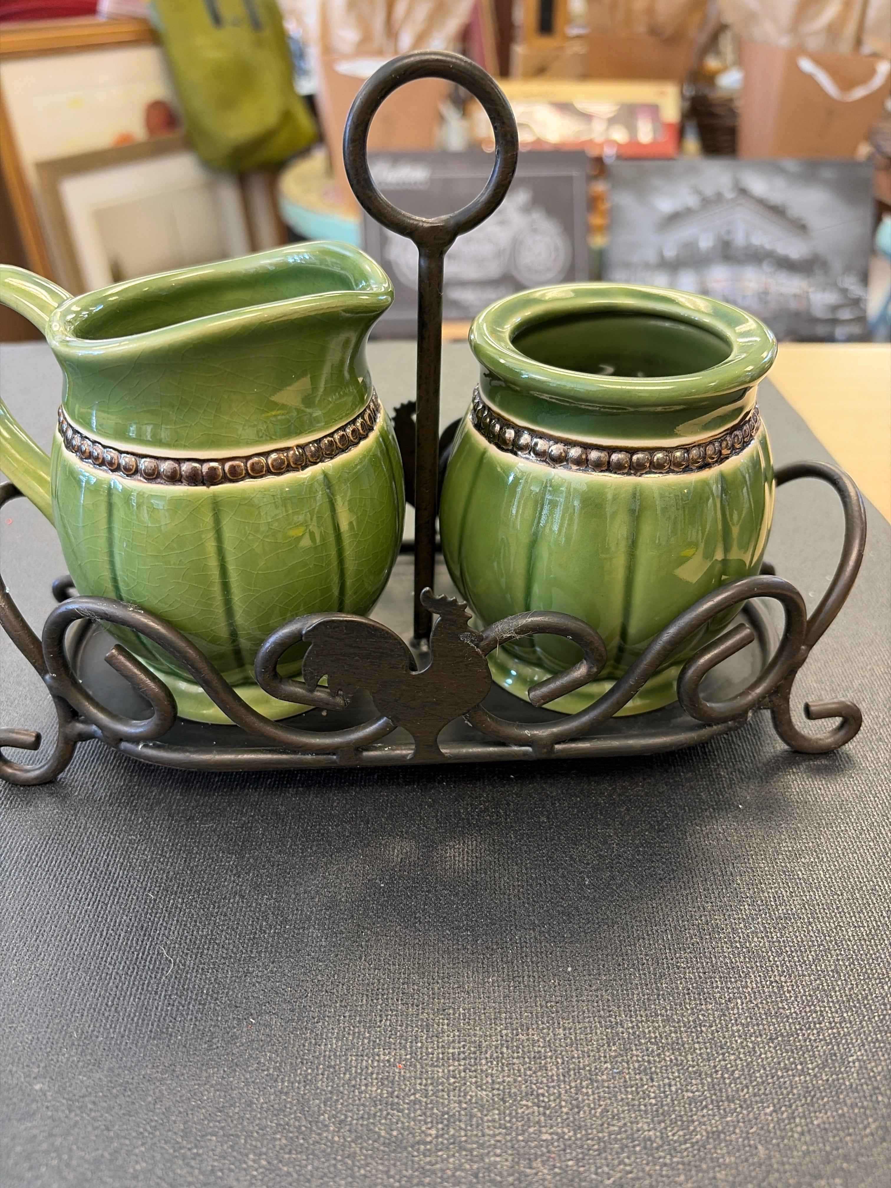 Rare Cracker Barrel Elegant Rooster Ceramic Sugar, Creamer & Metal Rooster Caddy