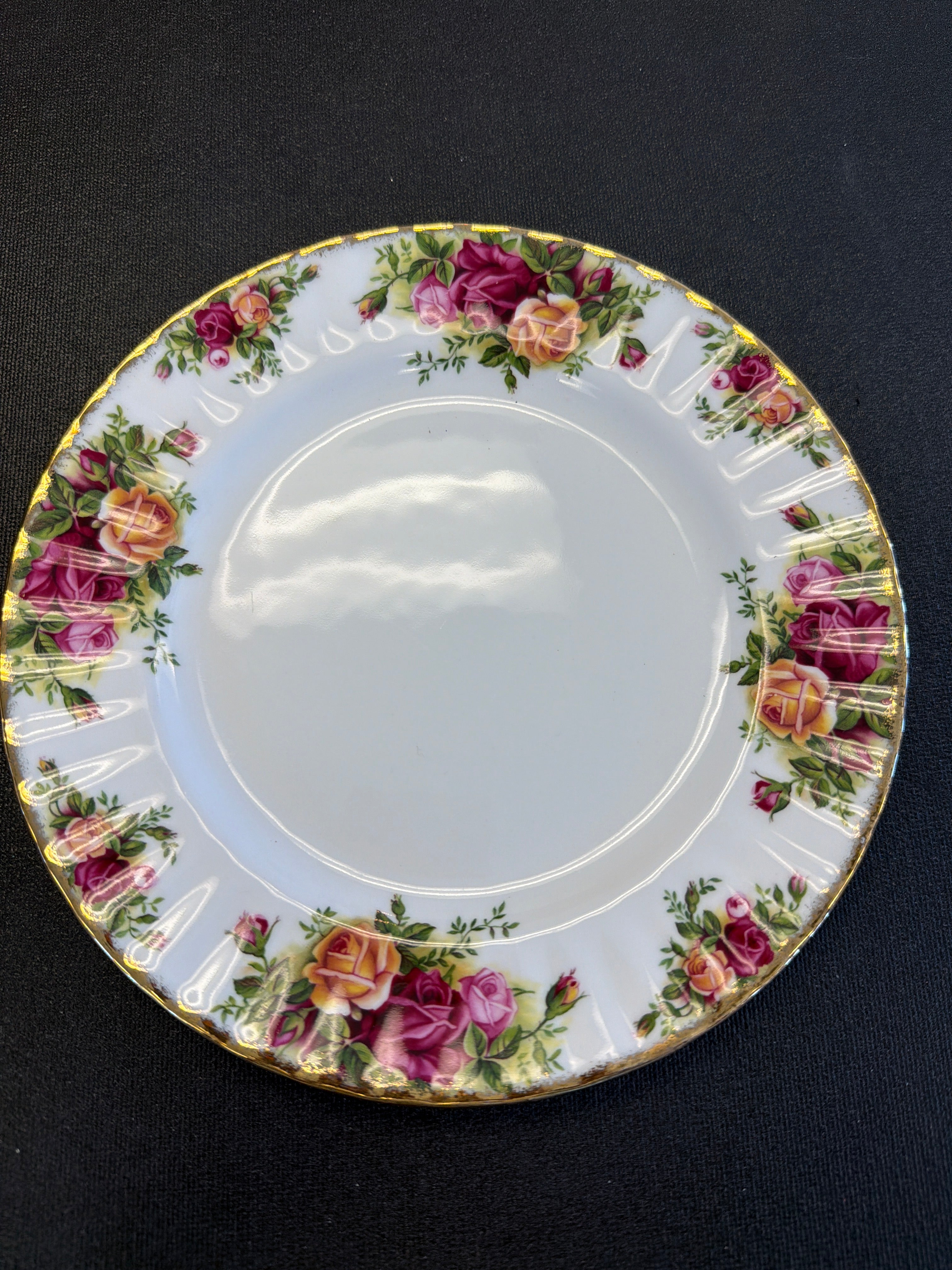 Royal Albert Old Country Roses Plate