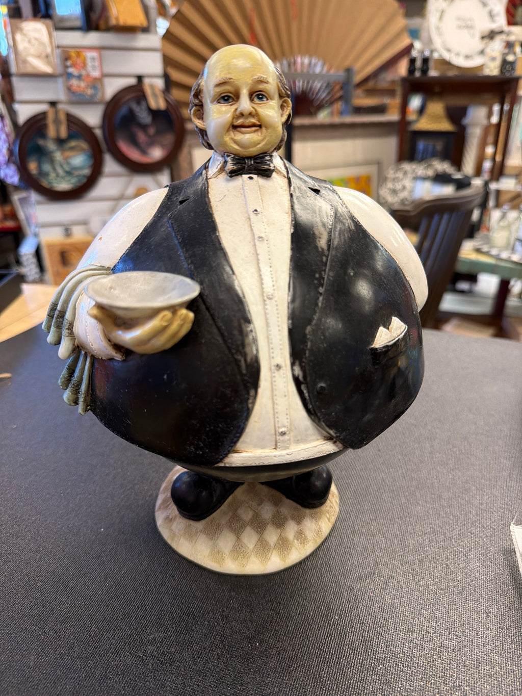 Chubby Butler Serving Dish