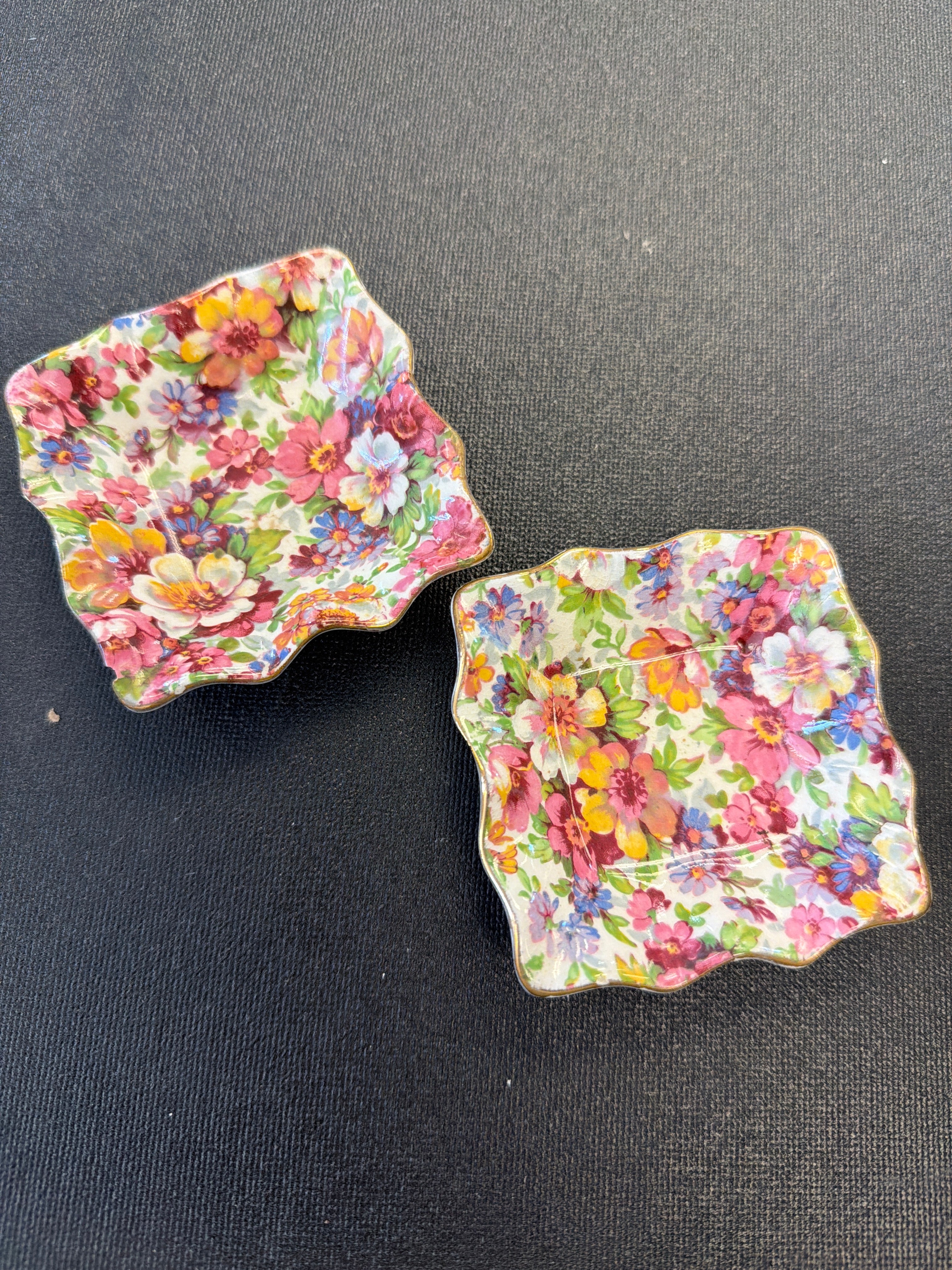 James Kent Ltd "Du Barry" chintz ware dishes (2)