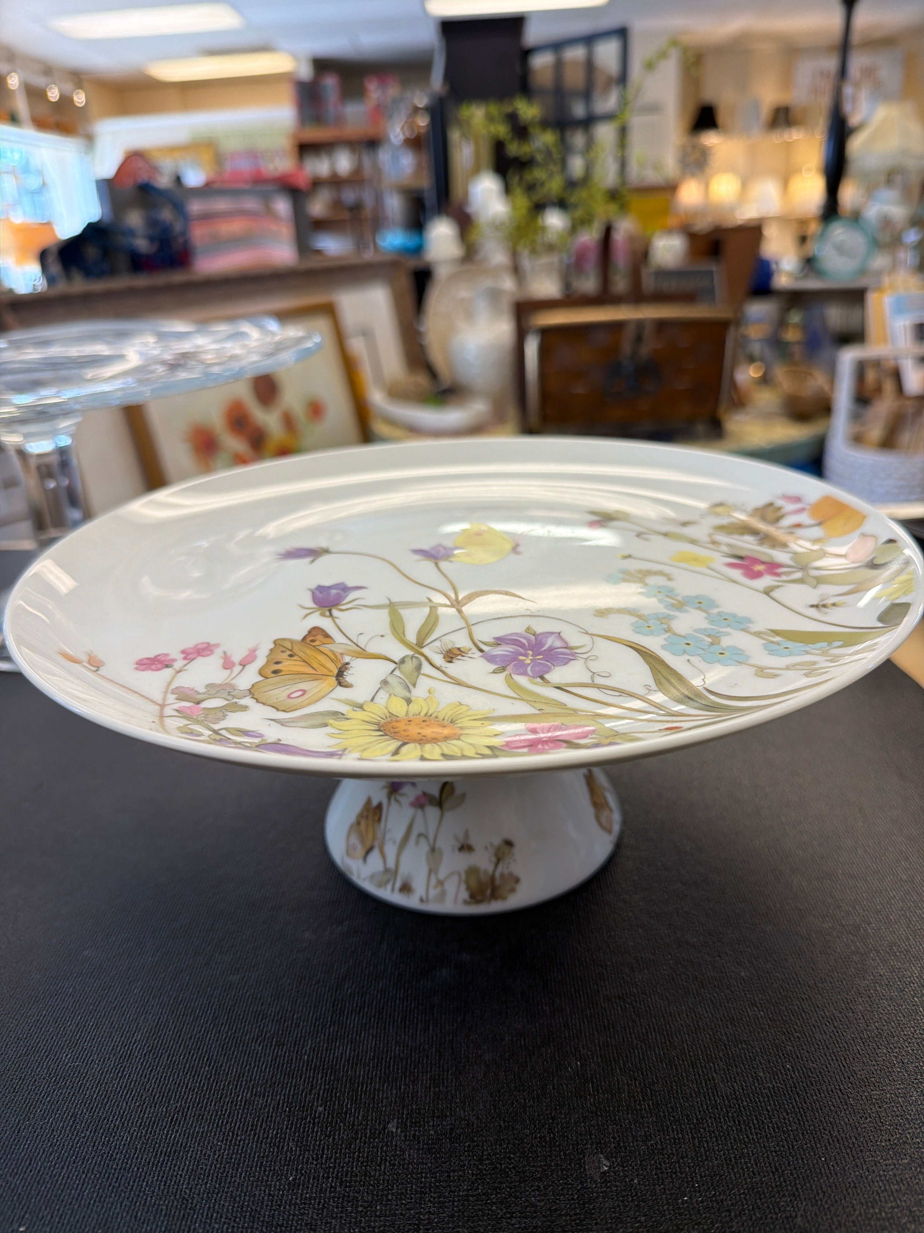 1975 Enesco Nature Garden Society cake stand