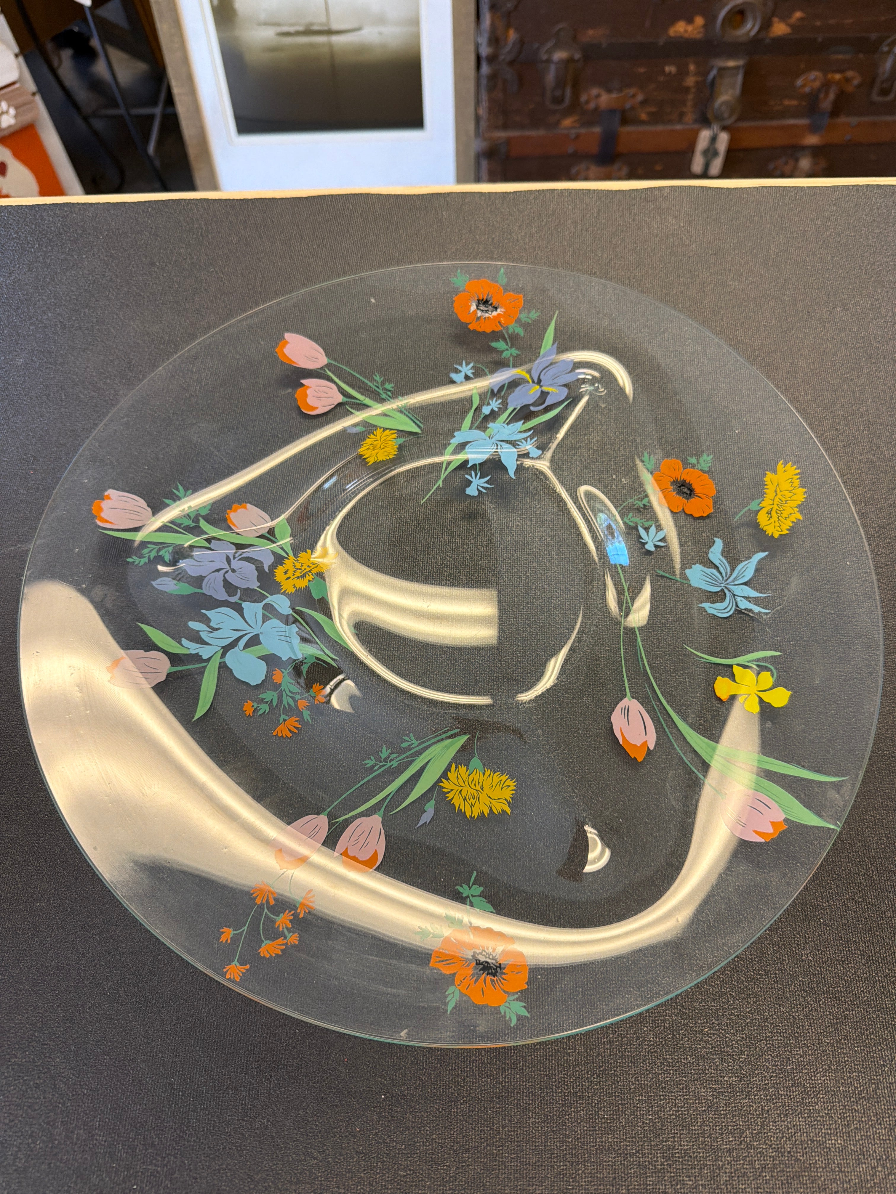 Dorothy Thorpe glass platter