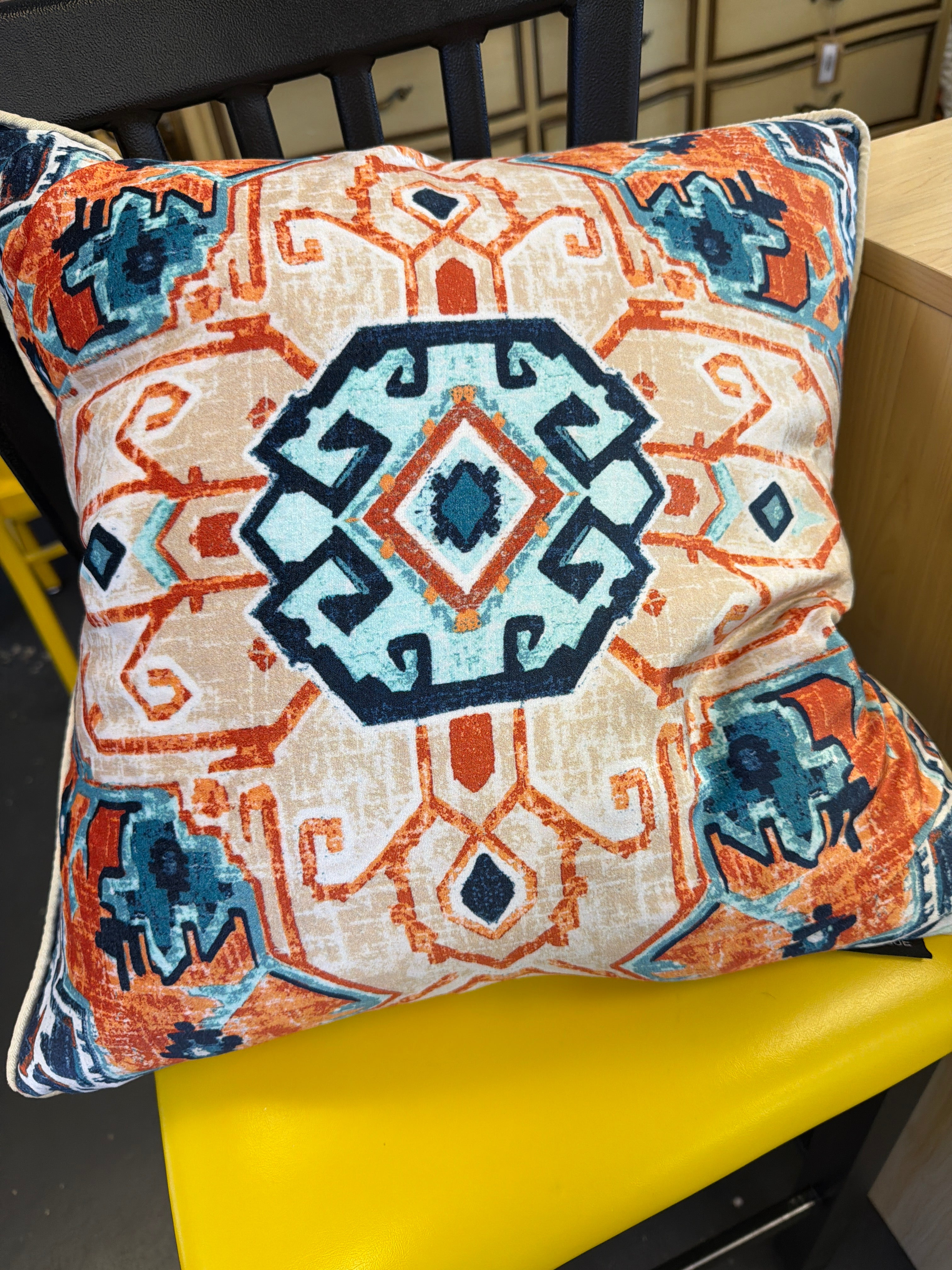 En Vogue pillow