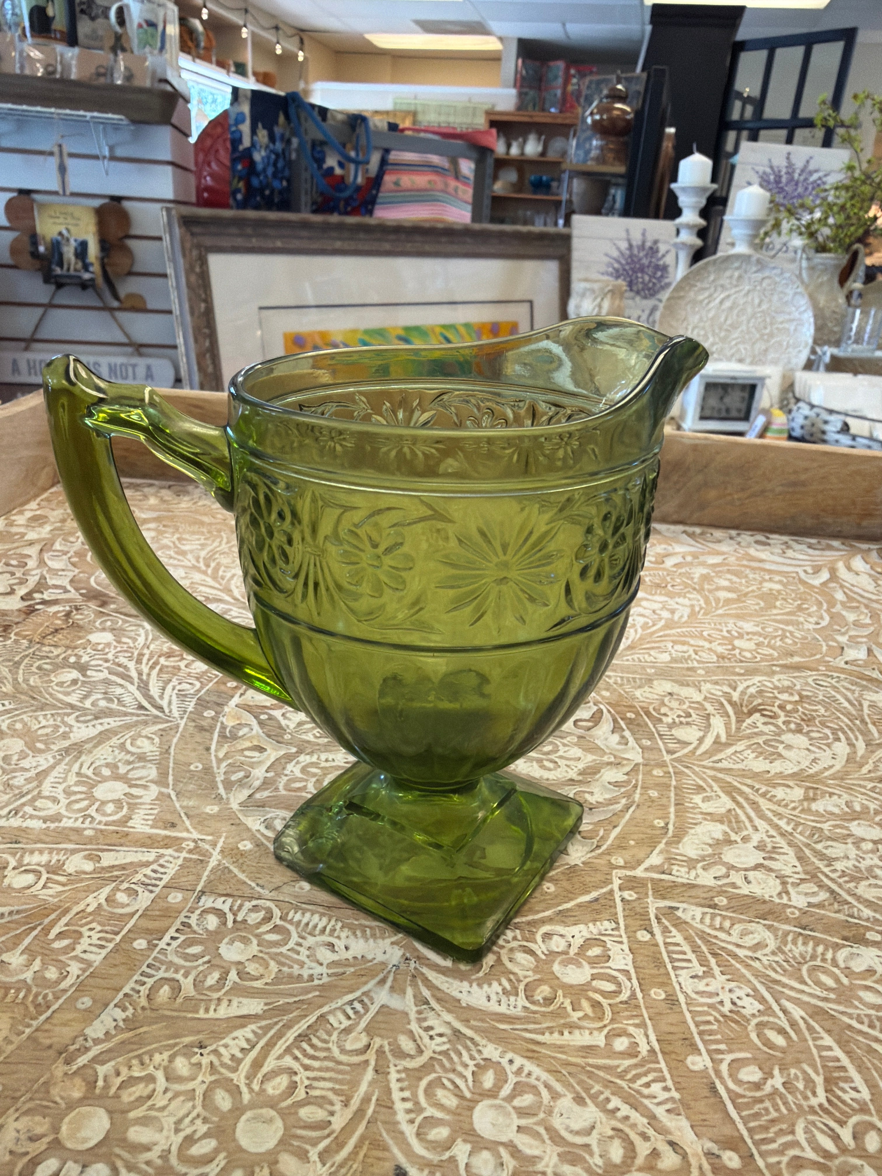 Indiana Glass daisy pattern creamer