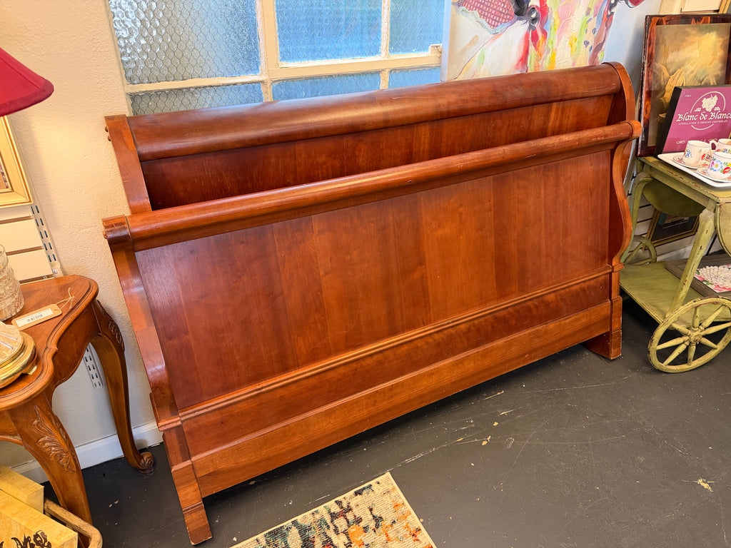 Queen Sleigh Bed