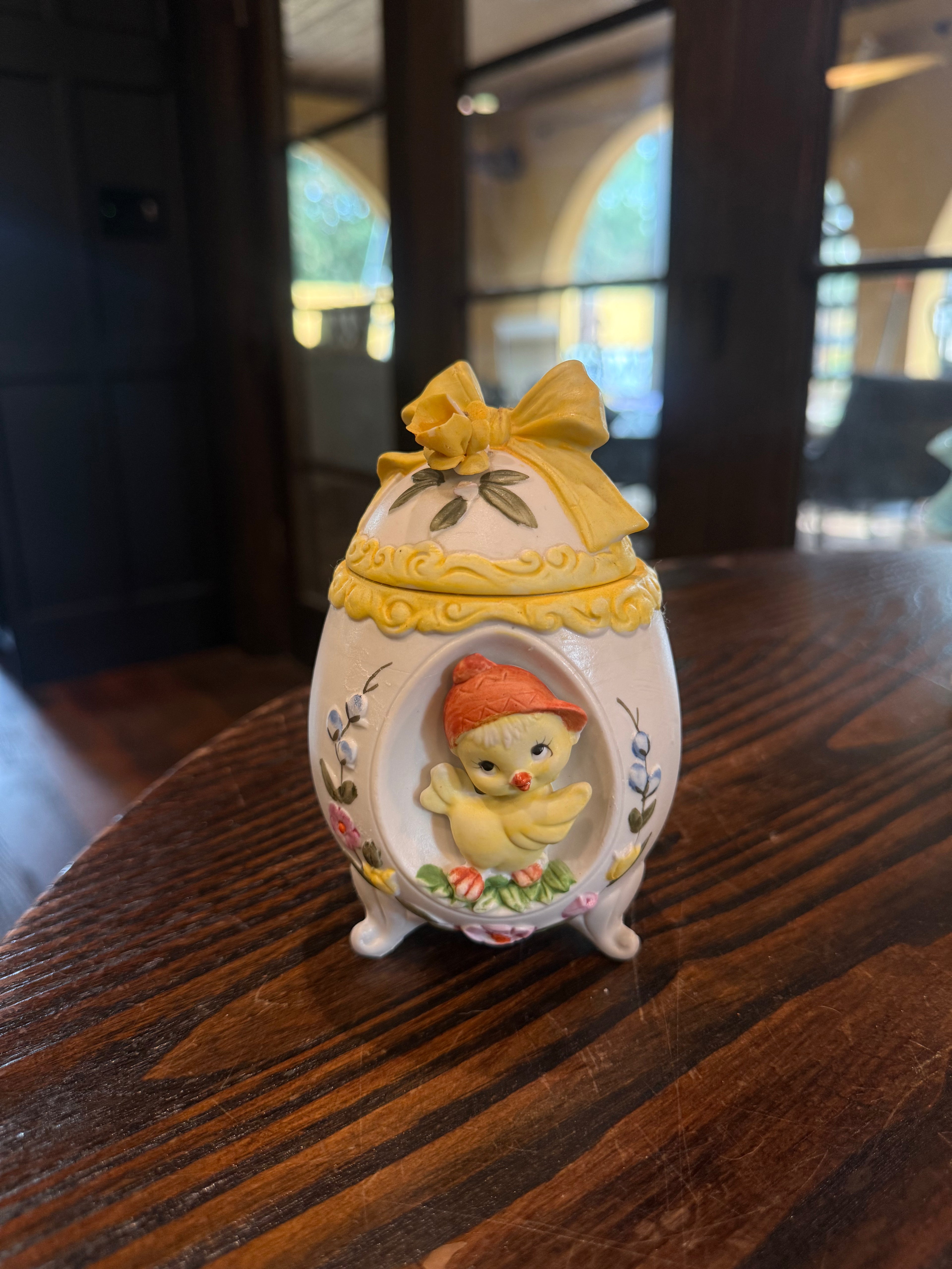 Vintage Lefton Easter egg trinket box